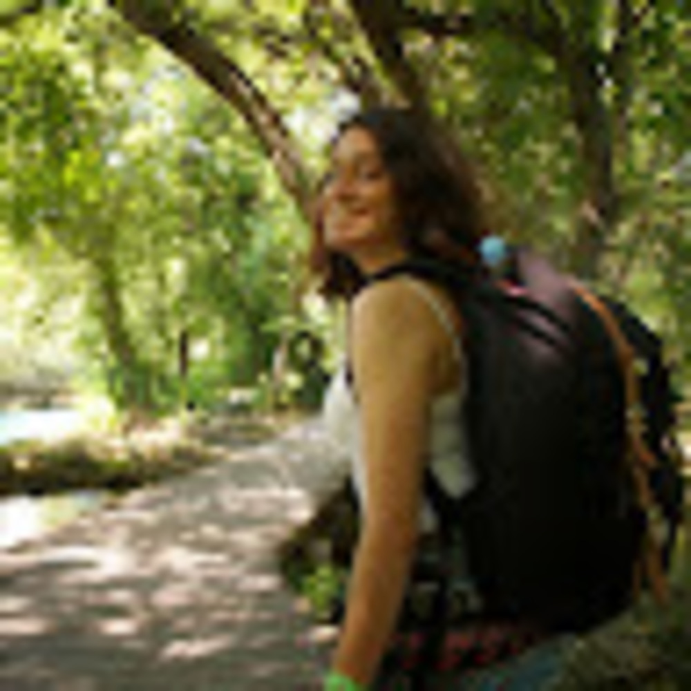 Meet your Posher, Raquel